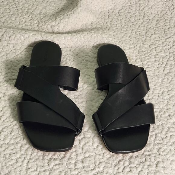 Vince Dylan Slide Sandal Black Leather Women Sandals size 8M - Picture 2 of 5